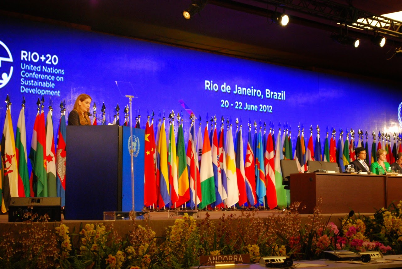 Конференция саммит. Конференция ООН по устойчивому развитию Рио+20. Конференция ООН В Рио де Жанейро 2012. Конференция ООН В Рио 2012. Конференция по устойчивому развитию в Рио-де-Жанейро в 2012 г..