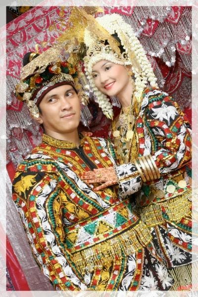 Baju Adat