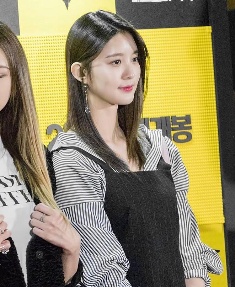 Junghwa EXID Photo Collection