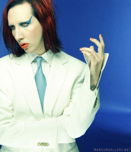 THE ROCKOLA PICTURE SHOW mAGAZINe: MECHANICAL ANIMALS. MARILYN MANSON