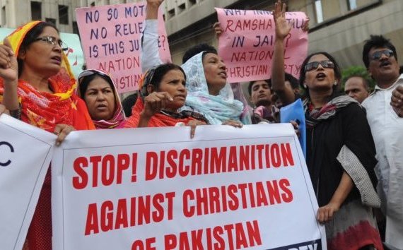Cristianos pakistaníes protestan contra discriminación en Pakistán
