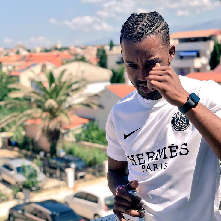 Strange Online Store Sells Knockoff Football x Fashion Jerseys Footy Headlines