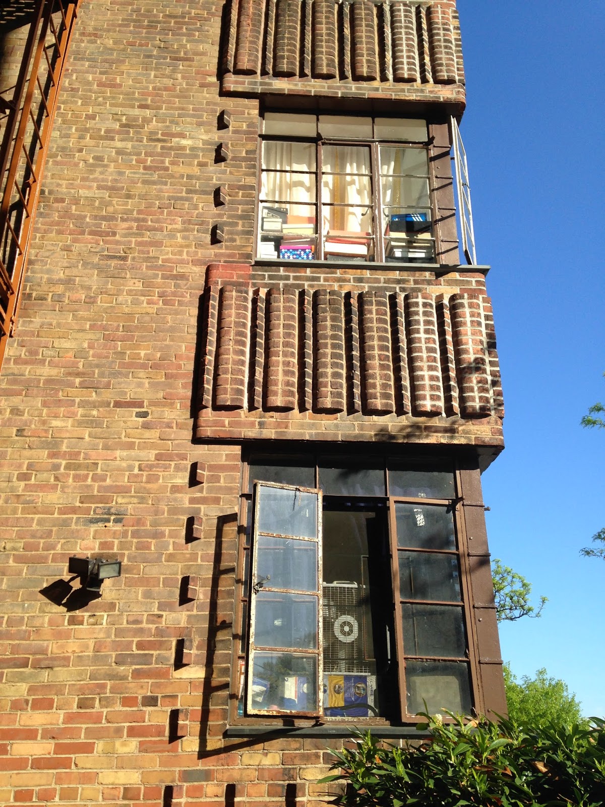 travels 135 W225 St., Marble Hill, Manhattan, New York, New York