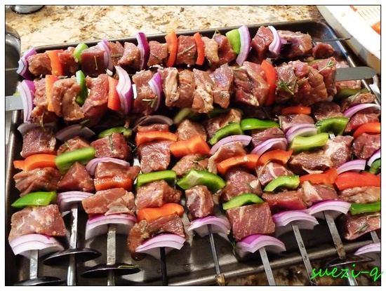 COMO GANAR DINERO HACIENDO BROCHETAS DE CARNES, MARISCOS O DULCES COMO GANAR DINERO HACIENDO BROCHETAS DE CARNES, MARISCOS O DULCES