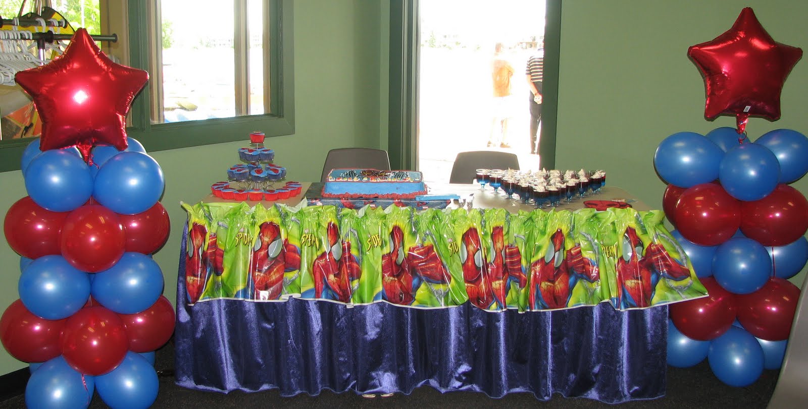 Utopia Party Decor: Spiderman Party