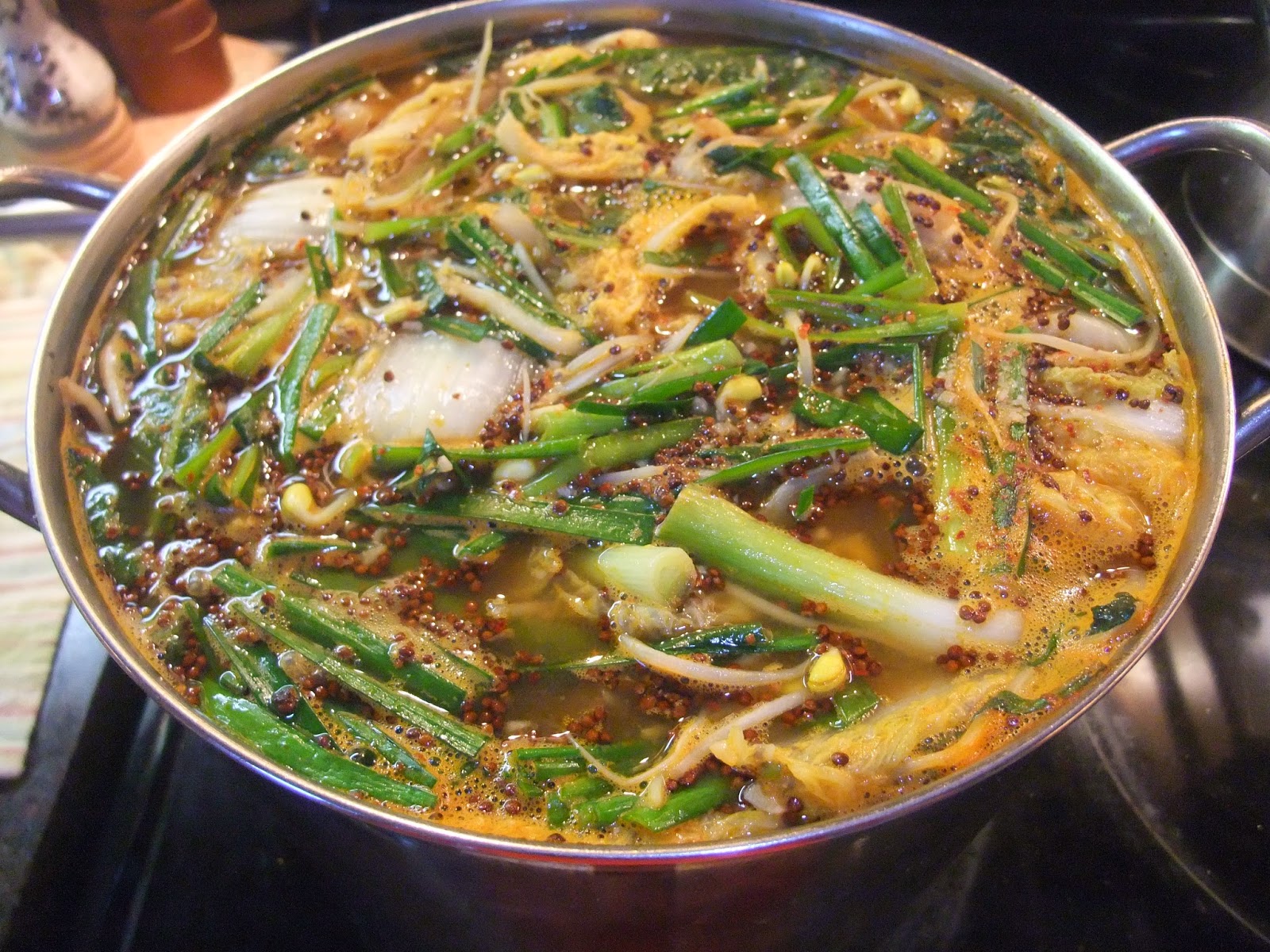 Susan's SavourIt! Korean Pork Bone Soup (Gamjatang)...