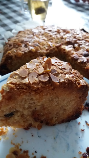 Gâteau aux noix de coco et aux cranberries;Gâteau aux noix de coco et aux cranberries