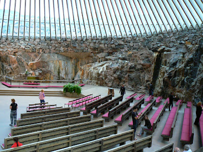 Obiective turistice Finlanda: biserica Temppeliaukio Helsinki