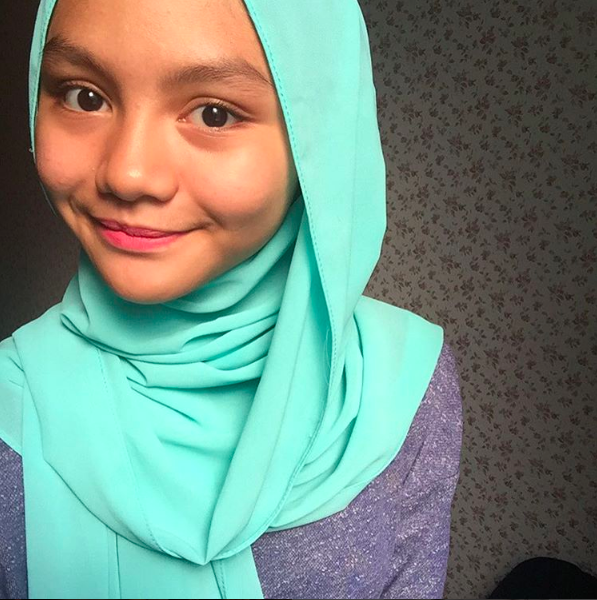 Foto Anak Perempuan Cantik Usia 15 Tahun, Siapa Dia? Sungguh Manis