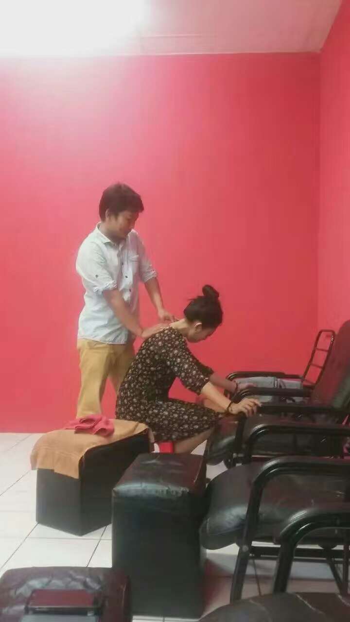 MASTER TERAPI MASSAGE MASTER PIJAT PANGGILAN DI SURABAYA