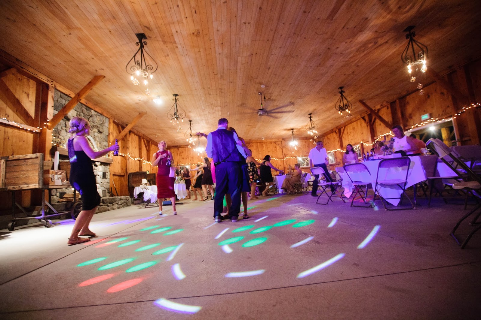 borophotography Jen and Jon's Red Apple Farm Wedding