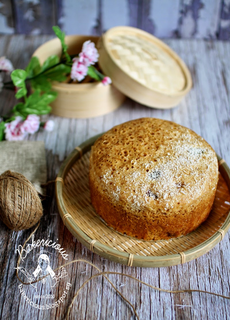 Bakericious: Gula Melaka Ma Lai Ko (Steamed Sponge Cake) 椰糖馬来糕
