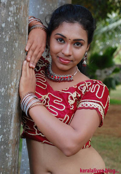 Spicy and Hot Mallu actress Sexy Stills in Tamil B Grade Movie