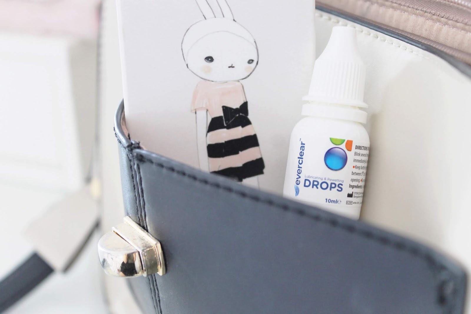 What's in my bag blog and hayfever essentials