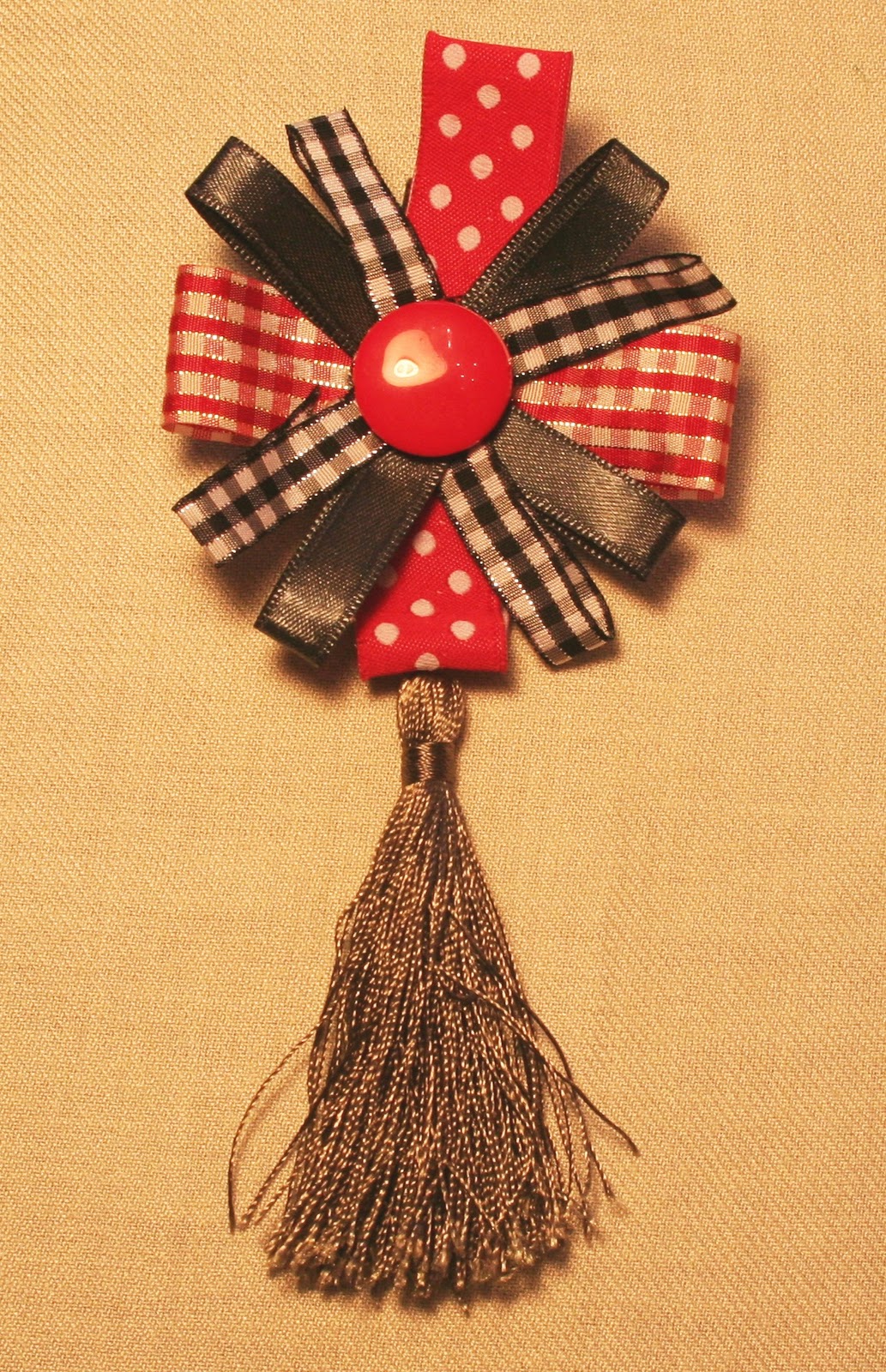 Mutlu Et Broşlarımm