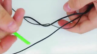 Tutorial Cara Membuat Pelindung Kabel dari Botol Bekas