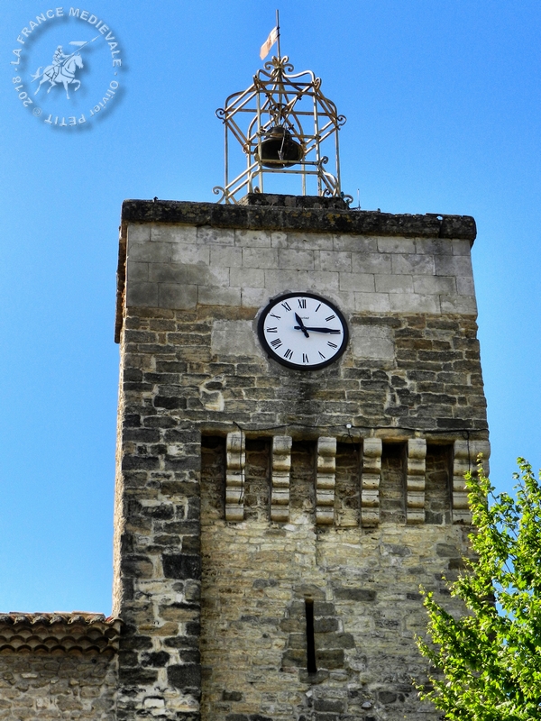 LA FRANCE MEDIEVALE SAINTECECILELESVIGNES (84) Tours et remparts