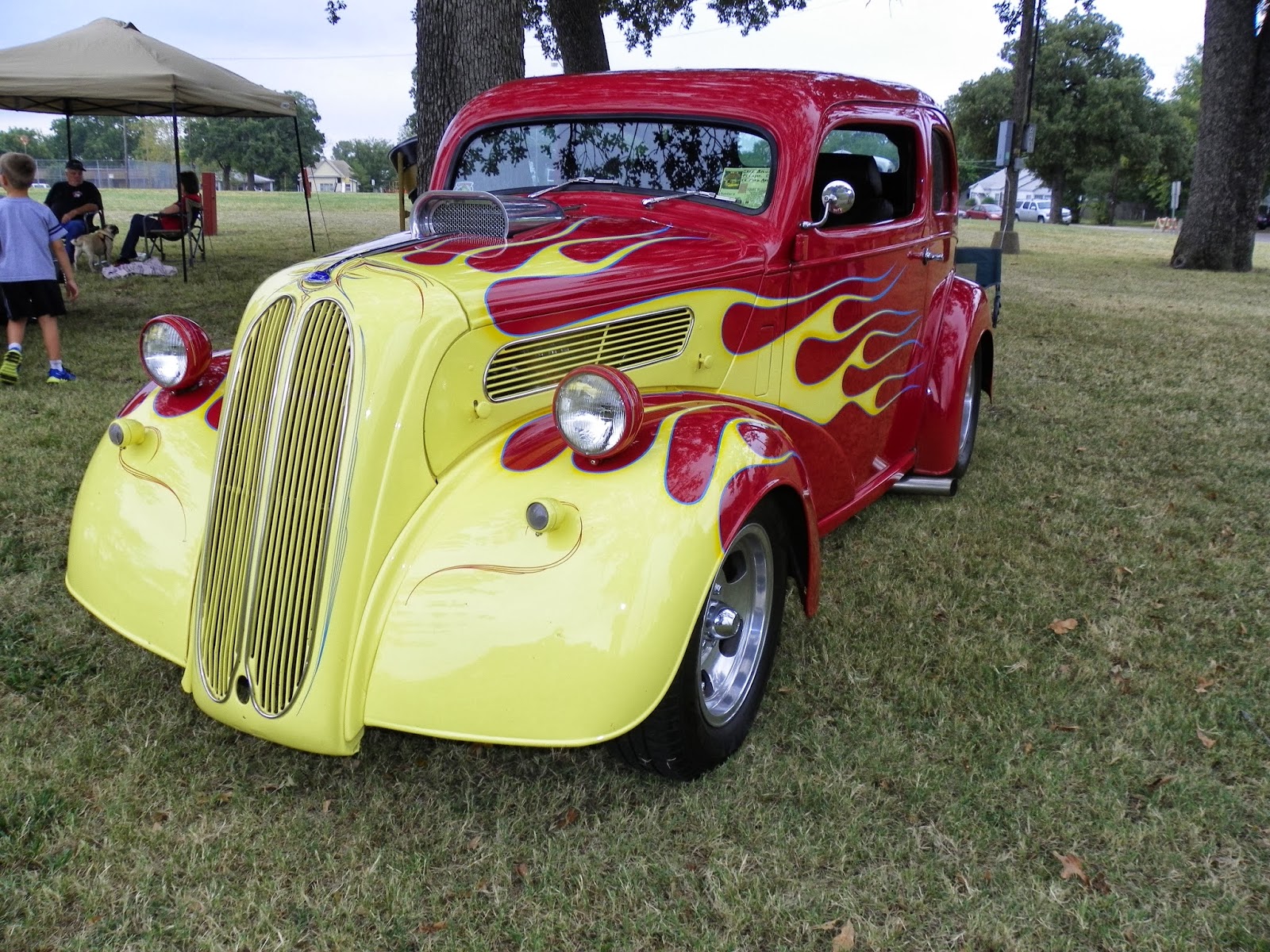 Underdog's Utterings: Kustom Kars in Denison