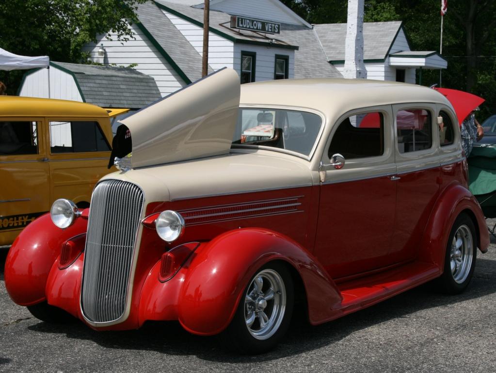 In and Around Northern Kentucky 2.0 Classic Car Show Ludlow, KY