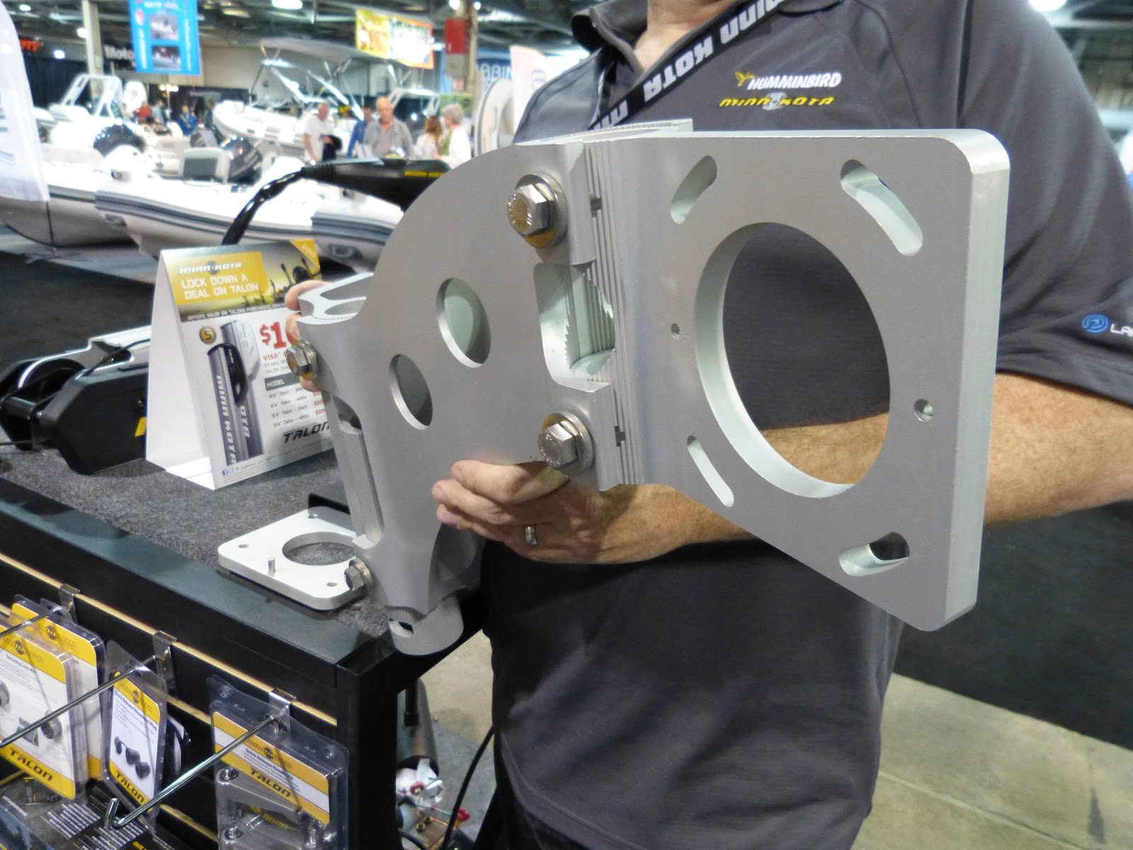 Manual Jack Plate Adjustment For Bass Boat