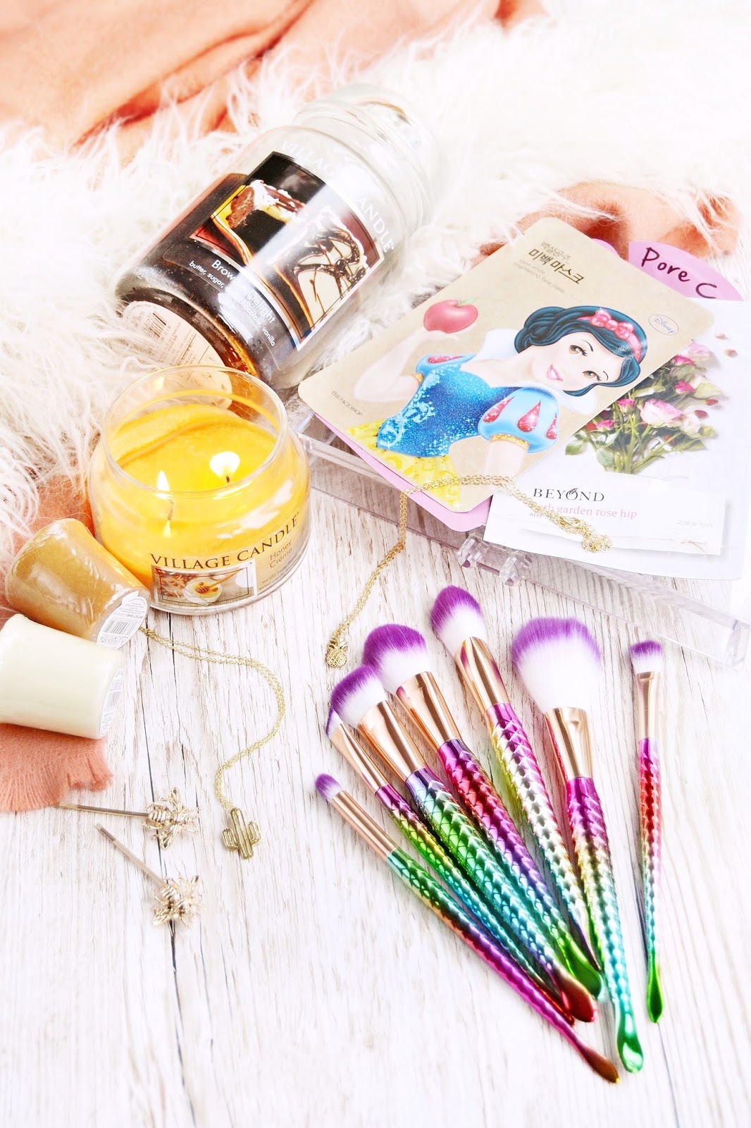 5 Fun Items To Pick Up From eBay Right Now  Makeup Savvy - makeup and 