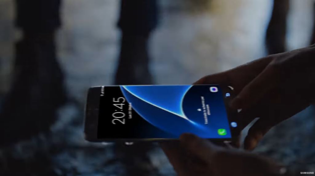 Pubblicità Samsung S7 con musica di Amstrong What a Wonderful World