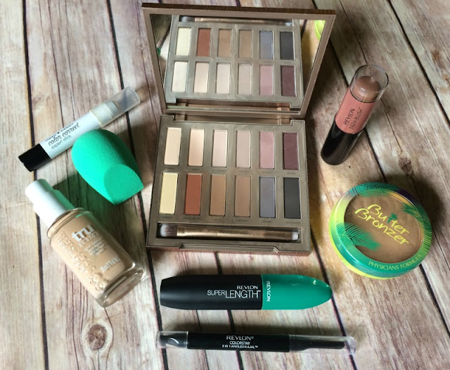 I am sharing some of my recent favorite makeup products that help me achieve a glowing, summer look.