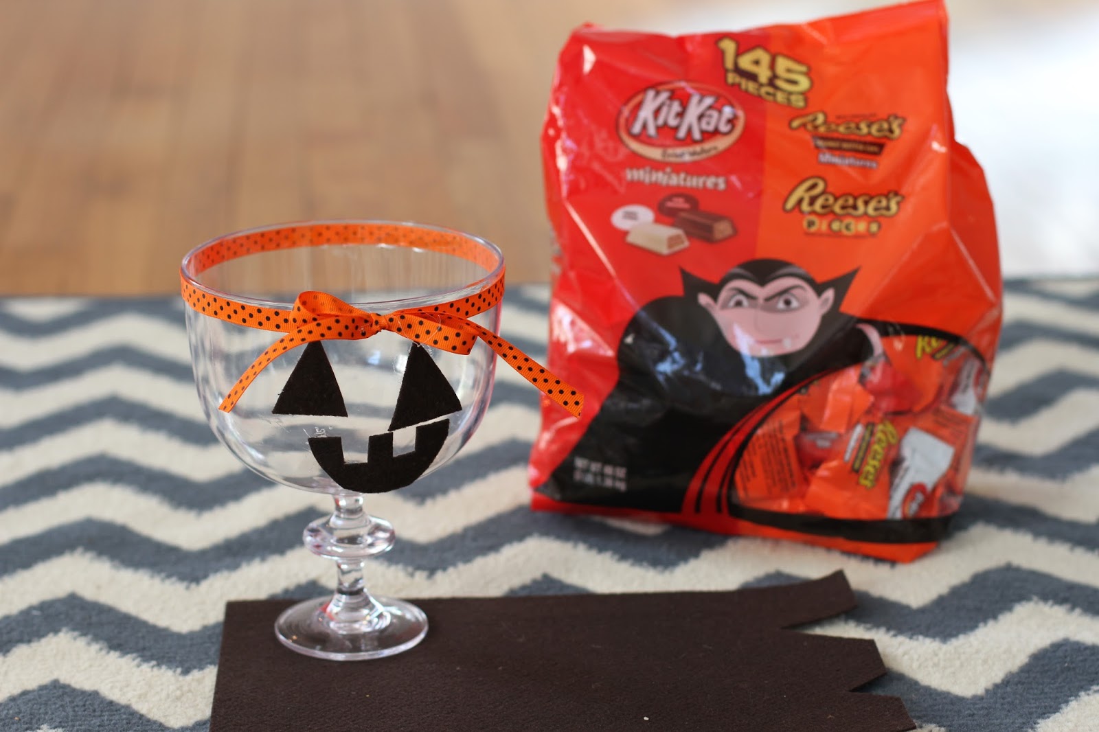 DIY Halloween Candy Bowls - The Chirping Moms