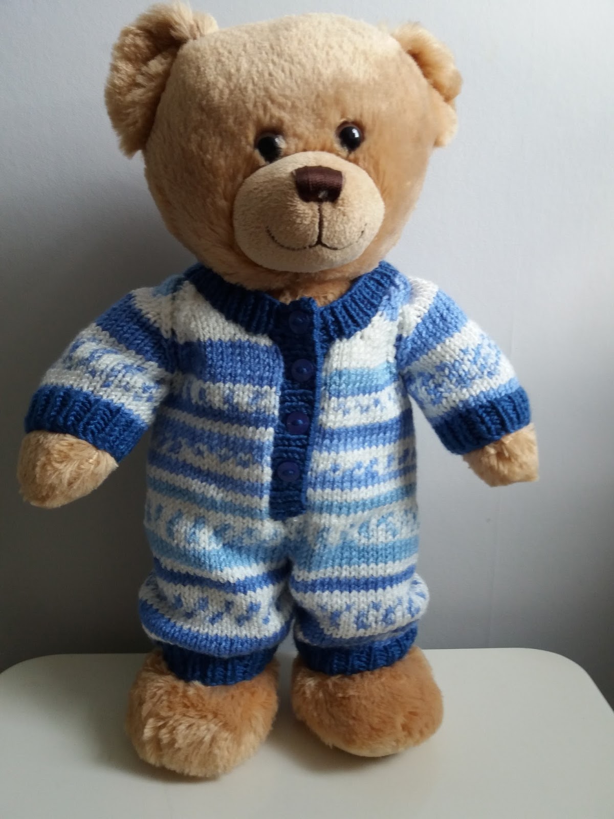 Linmary Knits: Teddy bear onesie