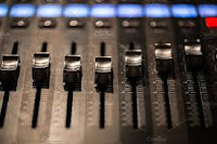 UNITY FADER https://soundtrick.blogspot.com/2017/06/technik-mixing-love-audio.html