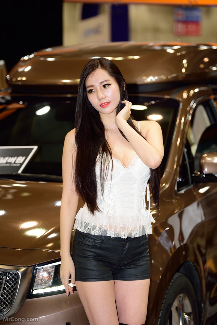 Lee Ji Min Beauty at the Seoul Motor Show 2017 (51 photos) photo 3-8