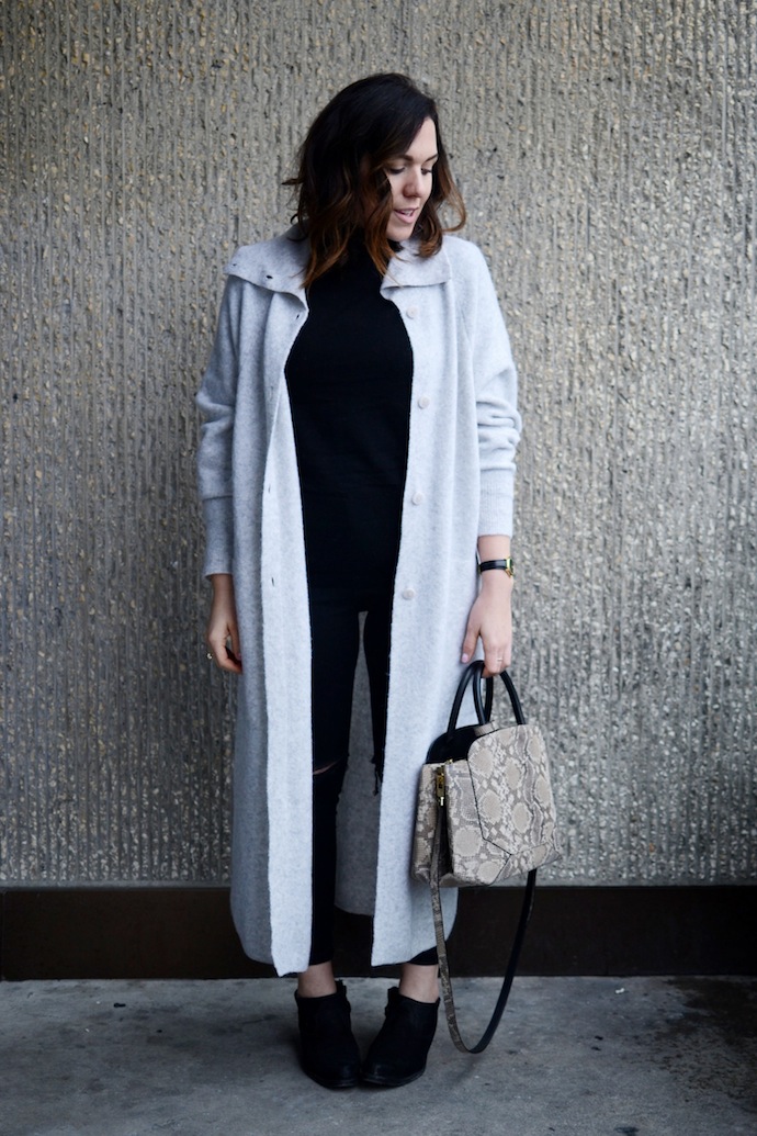 Vancouver blogger Aritzia Babaton Silvano cardigan coat and snake print Auxilary Bega handbag