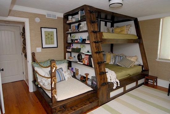 Here Are 12 Smart Uses Of Ordinary Objects. You Won't Believe Your Eyes! - The most amazing bedroom in the world, isn't it?