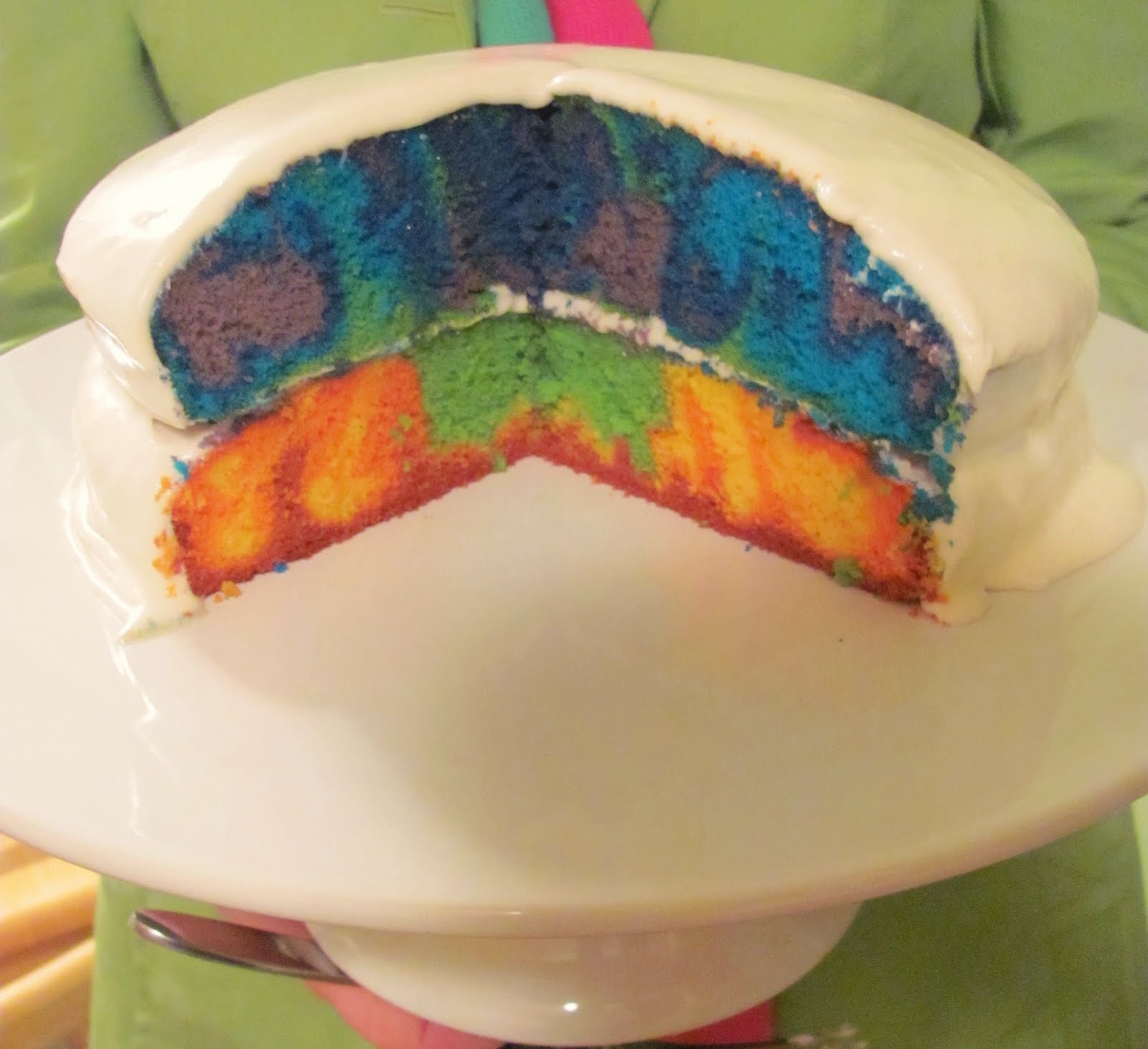 Real Kitchen. Real Life. Rainbow Cake with Marshmallow Fluff Icing