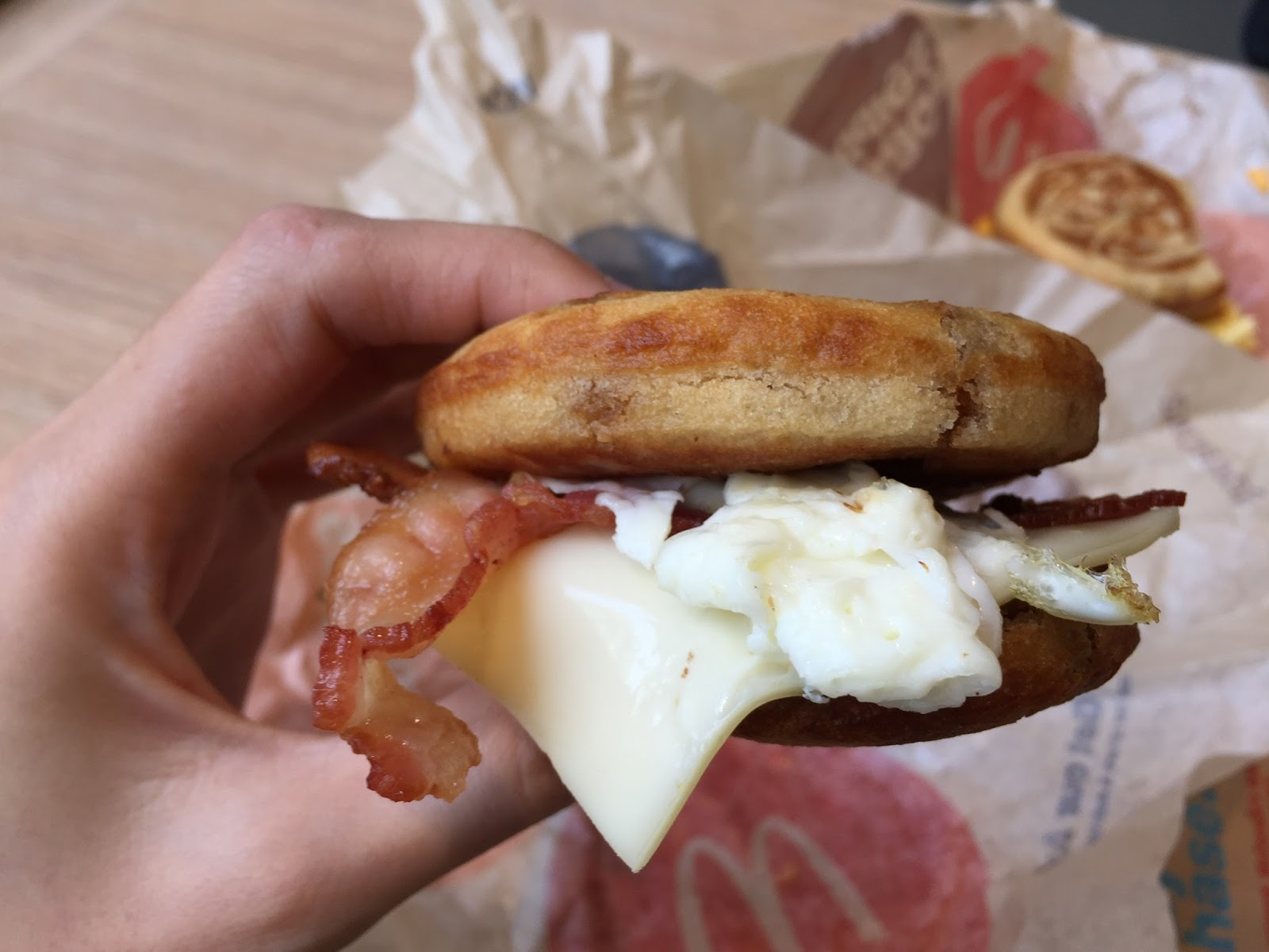 Bacon, Egg & Cheese McGriddles From McDonald's / マクドナルドのベーコン、エッグ＆チーズ