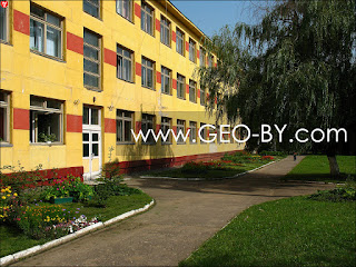 16 средняя школа города Минска. Центральный вход