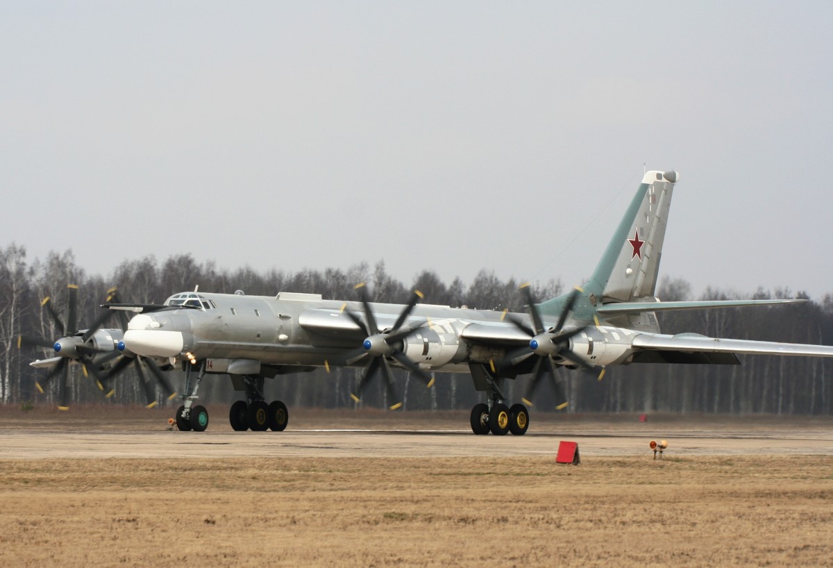 ракетоносец ту-22м3. ту 20 второй 3. ту 22 блиндер. ту-22м3 сверхзвуковой самолёт. ту 20.