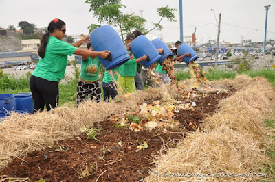Manual de compostagem do Ministério do Meio Ambiente - MMA ensina como fazer compostagem com baixo custo de produção. Foto: Ascom/MMA Como fazer compostagem, manual de compostagem, cartilha de compostagem, download cartilha de compostagem, cartilha de compostagem do MMA, baixar cartilha de compostagem, baixa manual de compostagem, resíduos sólidos, como fazer compostagem de resíduos sólidos, lixo, compostagem de lixo, adubo orgânico, orgânico, composto orgânico, ministério do meio ambiente, gestão de resíduos sólidos