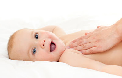 Chú ý bảo vệ làn da của bé nhất là giai đoạn sơ sinh