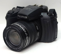 harga Fujifilm HS28 EXR