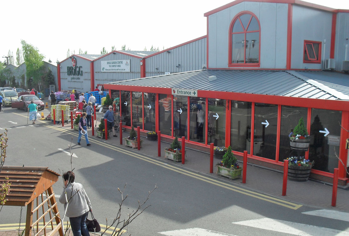 Nigel Fisher's Brigg Blog BRIGG GARDEN CENTRE SPONSORS TOP COMPETITION