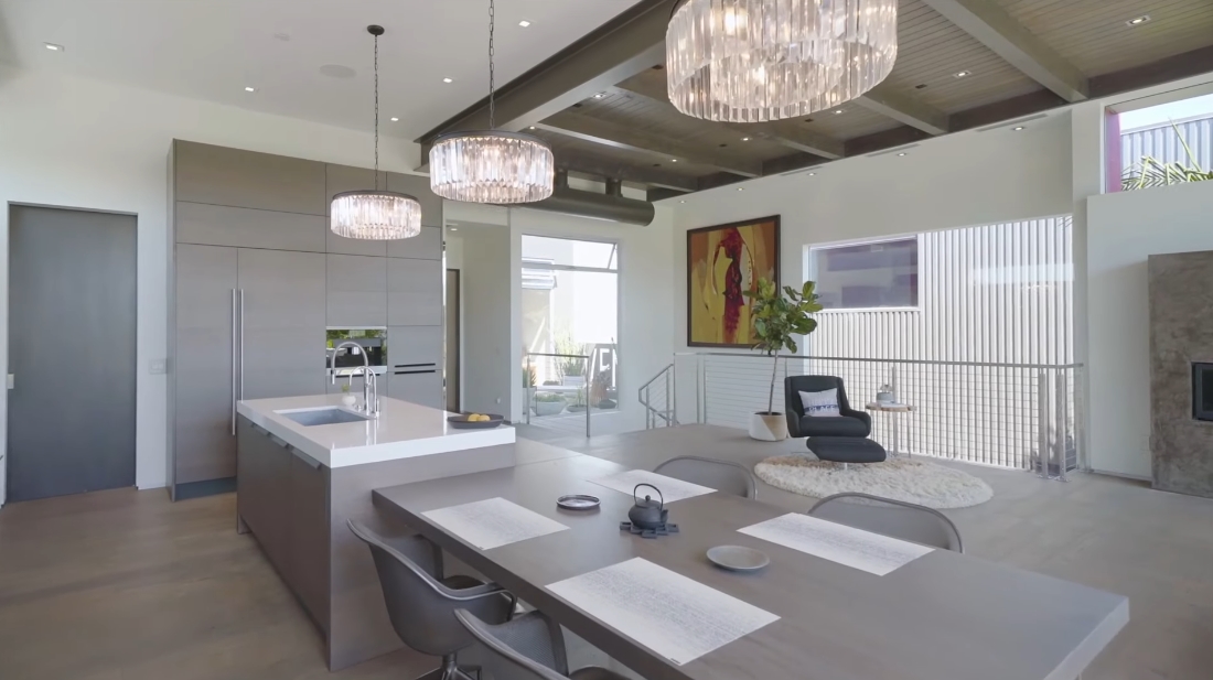 Tour 248 Bernard Ave, Venice, CA vs. 33 Interior Design Photos
