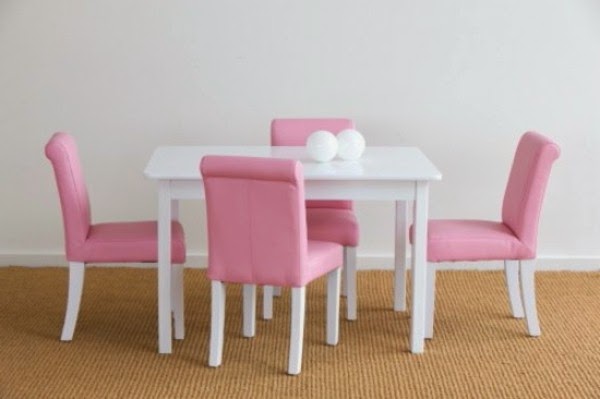 Kids Chair and table: a particularly good combination!