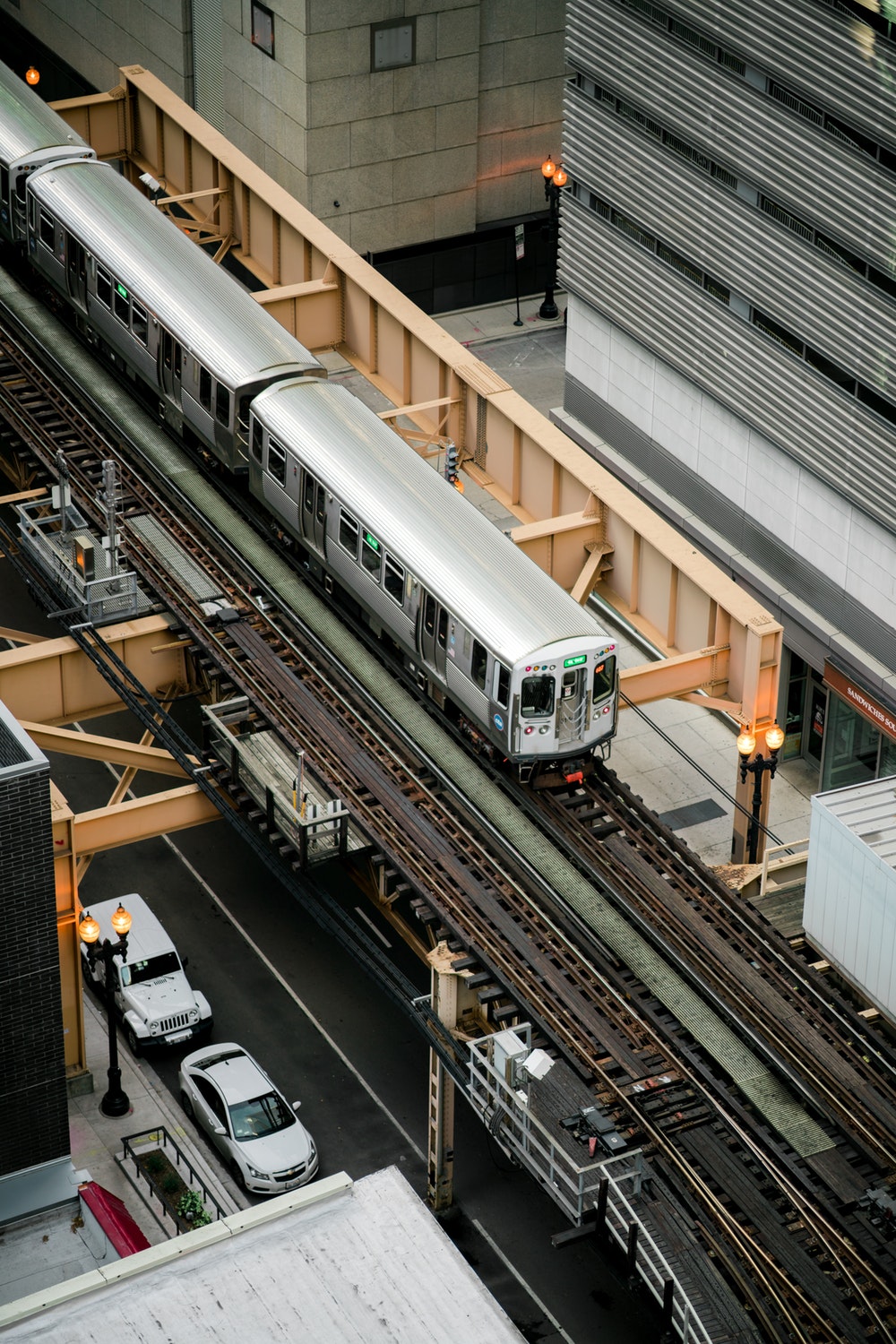 train images