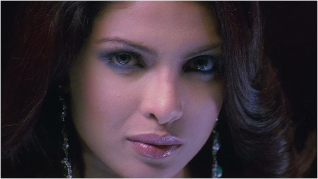 Priyanka Chopra Random Hot Wallpapers 