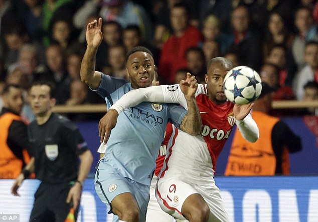 Djibril-Sidibe-vs-sterling