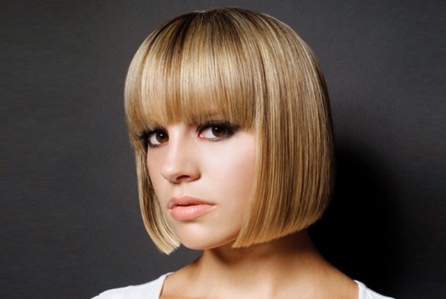 Round edges hairstyle For Teenage Girls