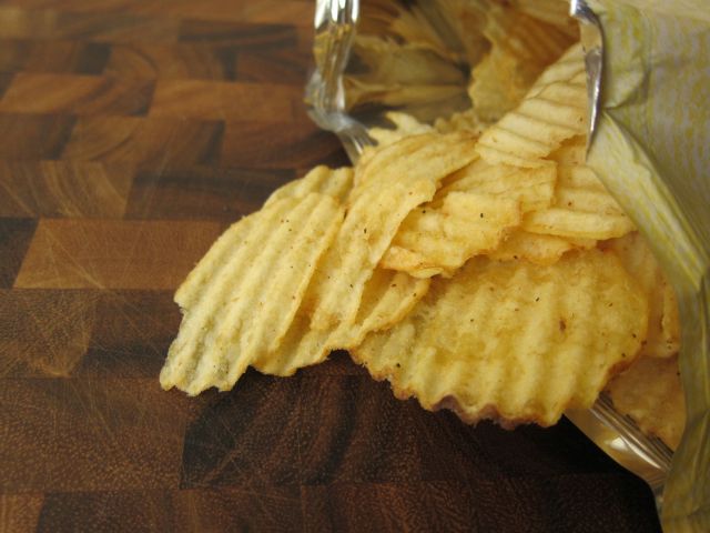 Featured image of post Kroger Wavy Potato Chips It s hard to beat their crispy salty