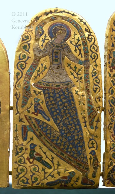 Η αλήθεια και η ταπείνωση στο βυζαντινό στέμμα του Κωνσταντίνου Μονομάχου http://leipsanothiki.blogspot.be/