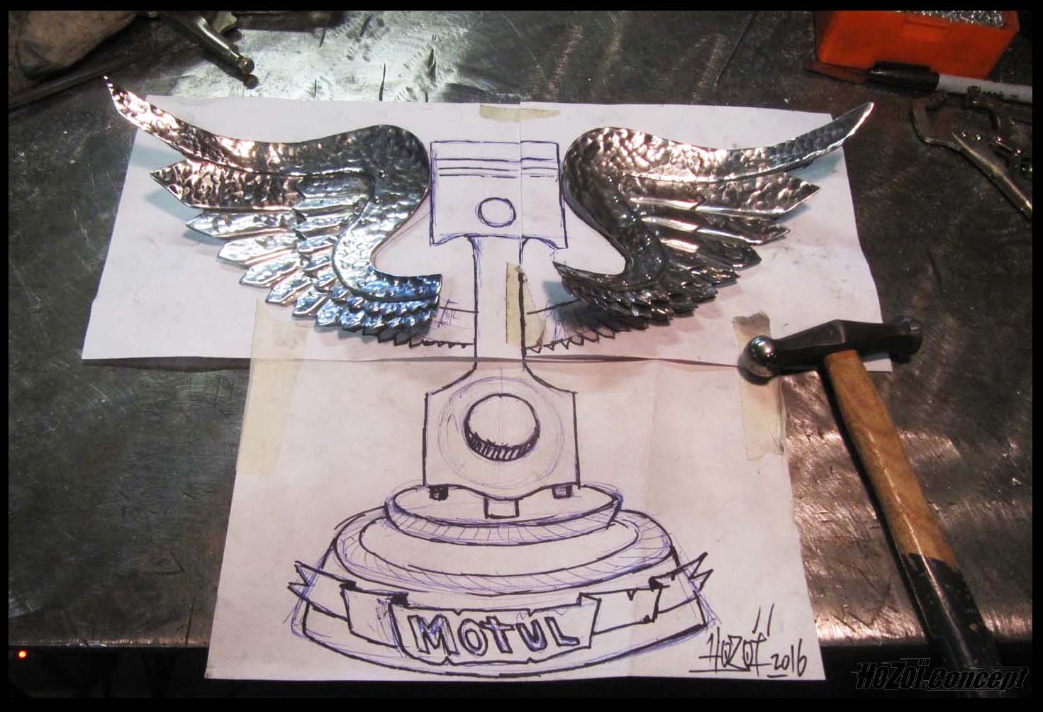 Hozoi Graffiti ,Metal shaping,Design Piston trophy Motul